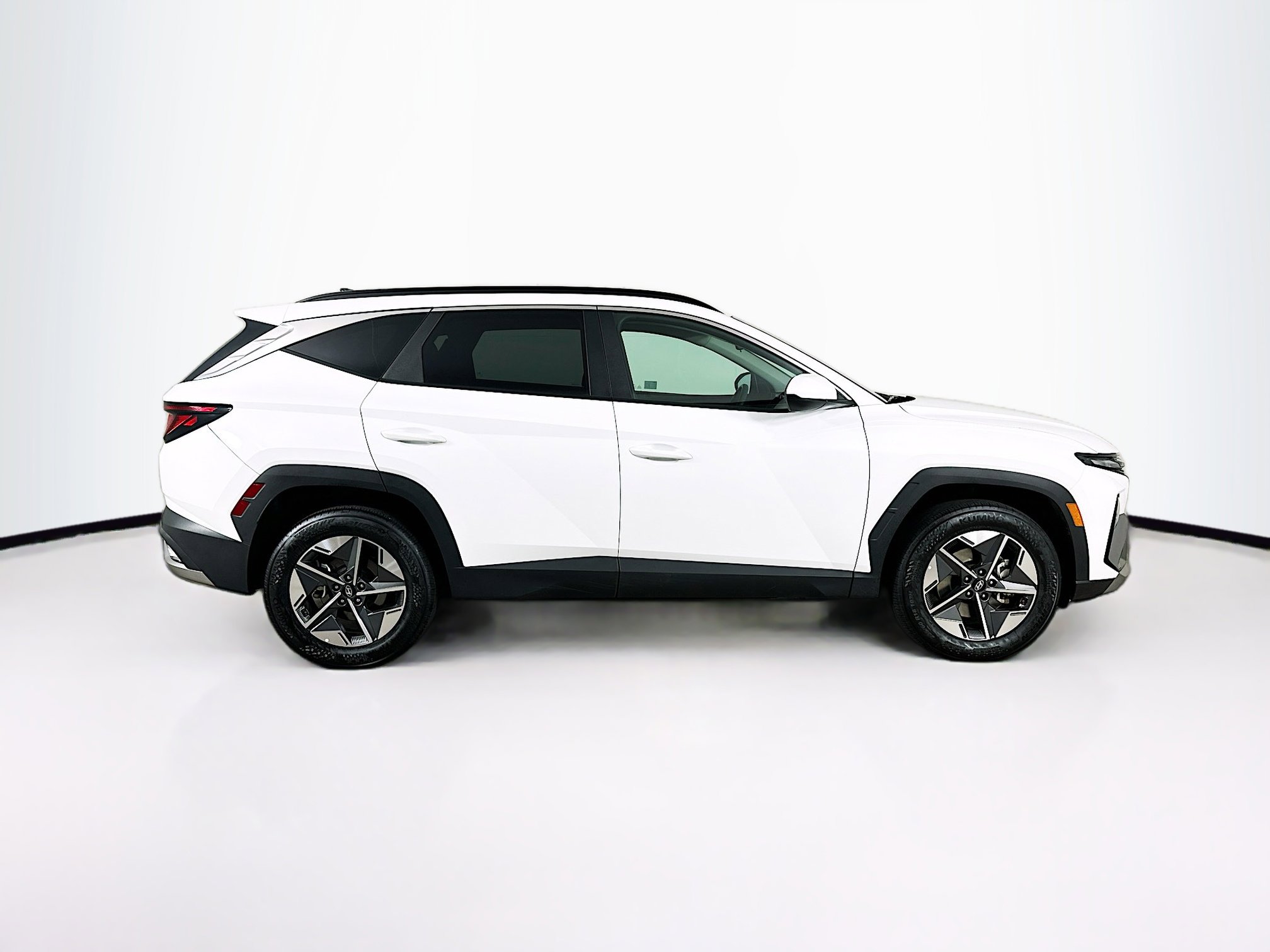 Used 2025 Hyundai Tucson SEL AWD/4WD image 10