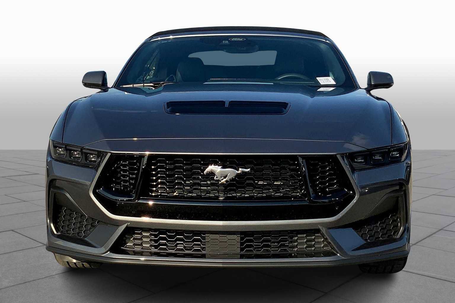 Certified 2025 Ford Mustang GT Premium image 3