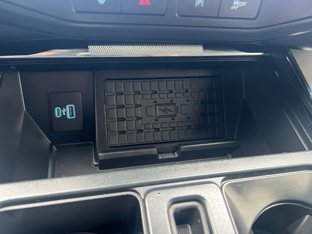 Used 2024 Ford F150 Lightning Flash image 14