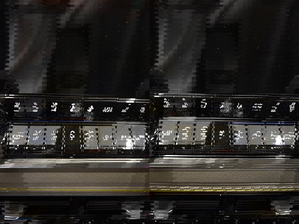 New 2026 Chevrolet Colorado ZR2 w/ Technology Package image 25