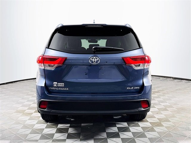 Certified 2018 Toyota Highlander XLE image 7