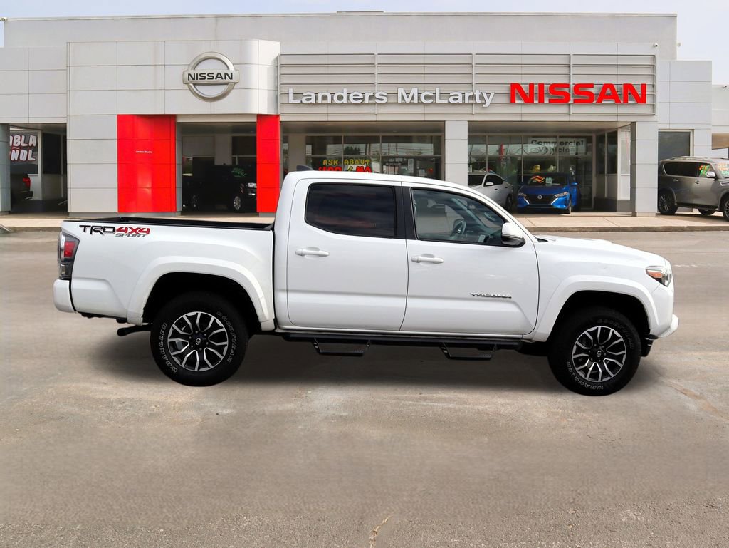Used 2020 Toyota Tacoma TRD Sport image 2
