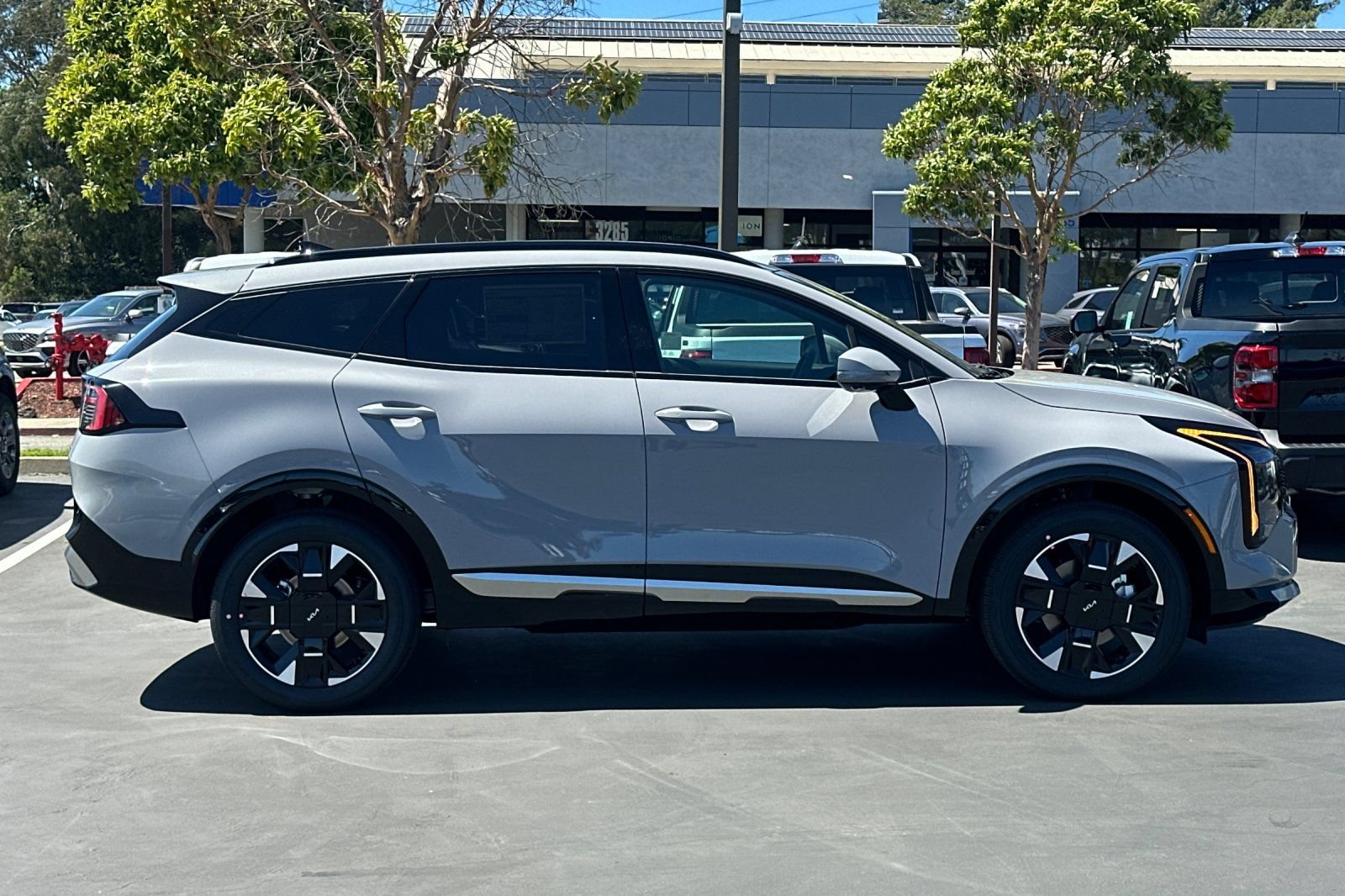 New 2026 Kia Sportage SX Prestige AWD/4WD image 3