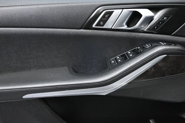 Used 2022 BMW X5 xDrive40i AWD/4WD image 11