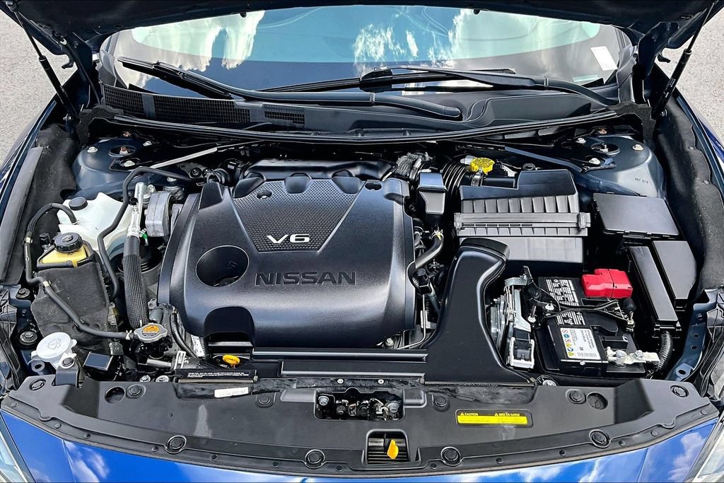 Used 2023 Nissan Maxima SL FWD image 32