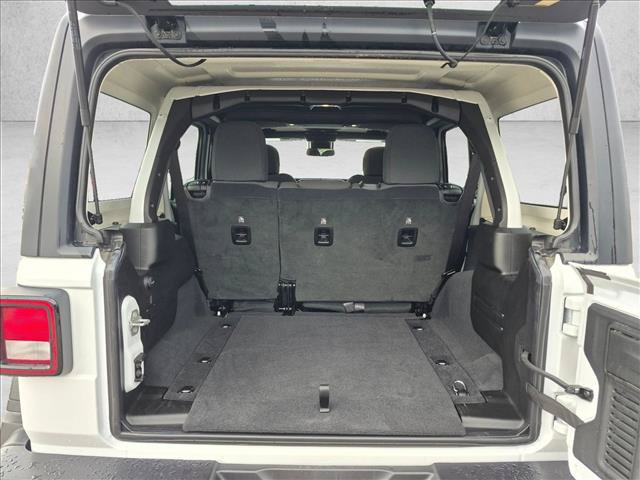 Used 2025 Jeep Wrangler Unlimited Sport AWD/4WD image 6