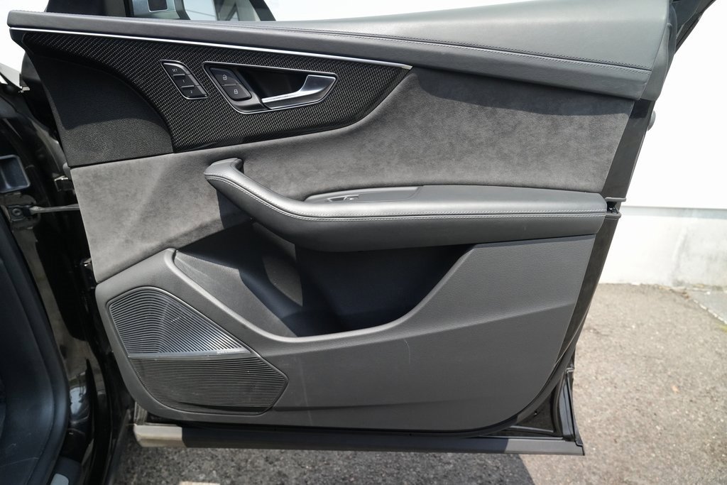 Used 2022 Audi SQ8 Prestige w/ Prestige Package image 35