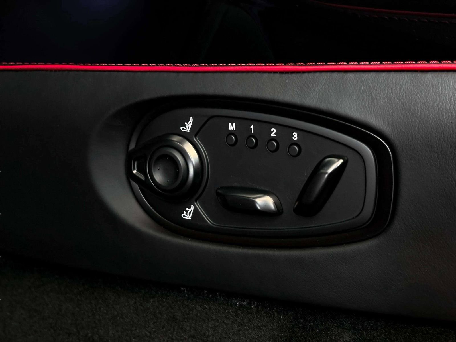 New 2026 Aston Martin V8 Vantage S image 26