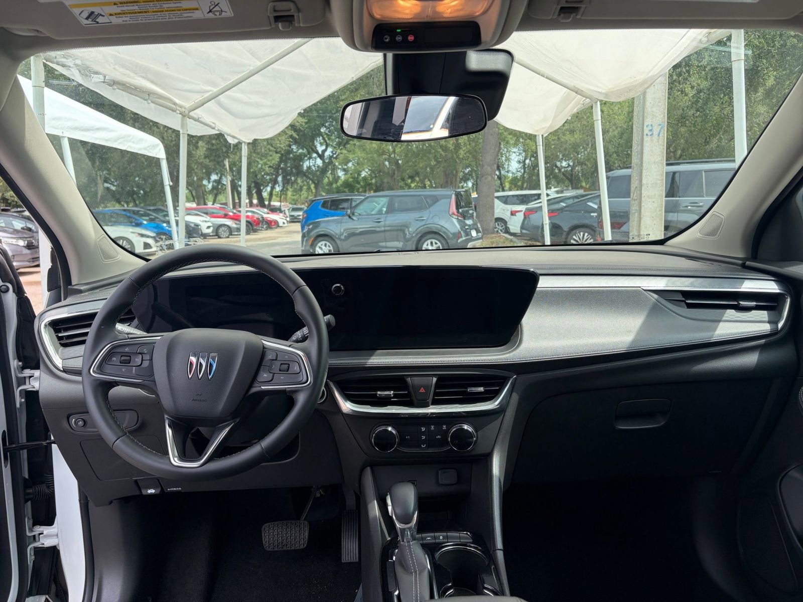 Used 2025 Buick Encore GX Preferred FWD image 32