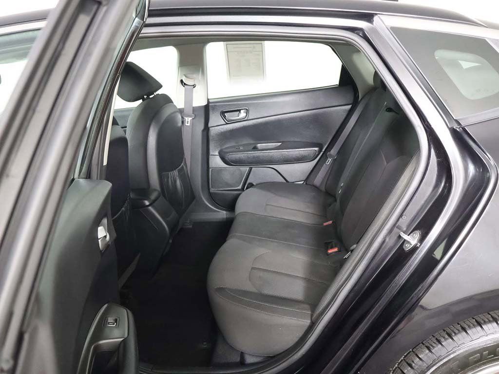 Used 2017 Kia Optima LX FWD image 27