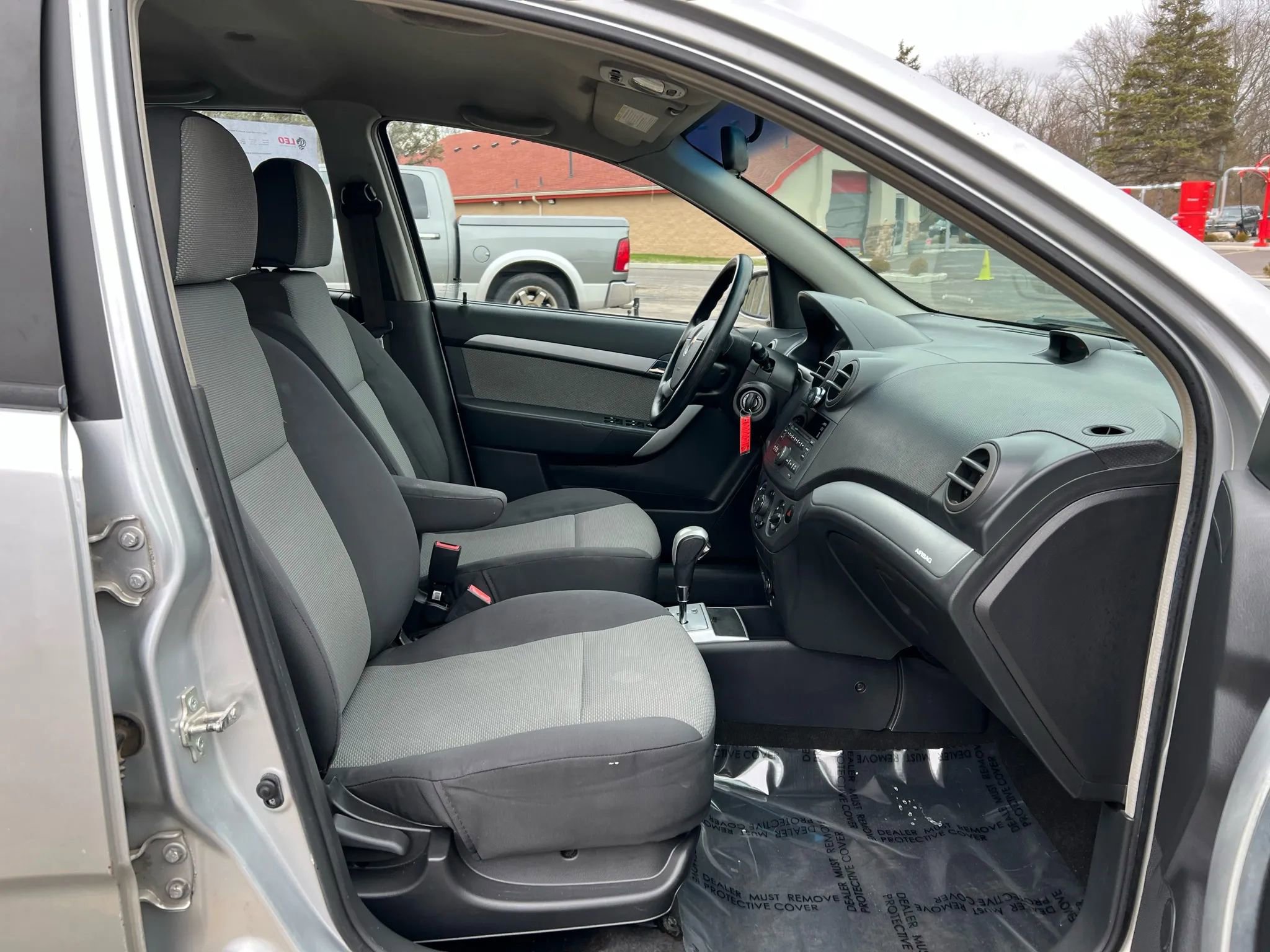 Used 2011 Chevrolet Aveo5 LT w/ Power and Convenience Package image 18