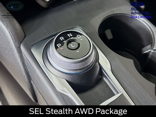 Certified 2022 Ford Escape SEL w/ SEL Stealth AWD Package image 18
