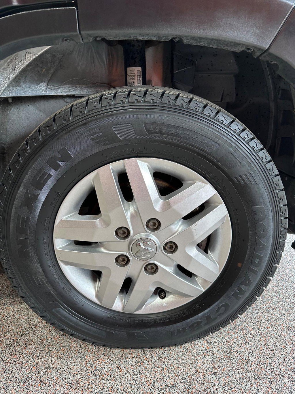 Used 2017 RAM ProMaster 2500 w/ Premium Appearance Group image 19