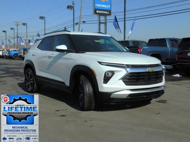 Used 2024 Chevrolet TrailBlazer LT w/ LT Cold Weather Package image 4