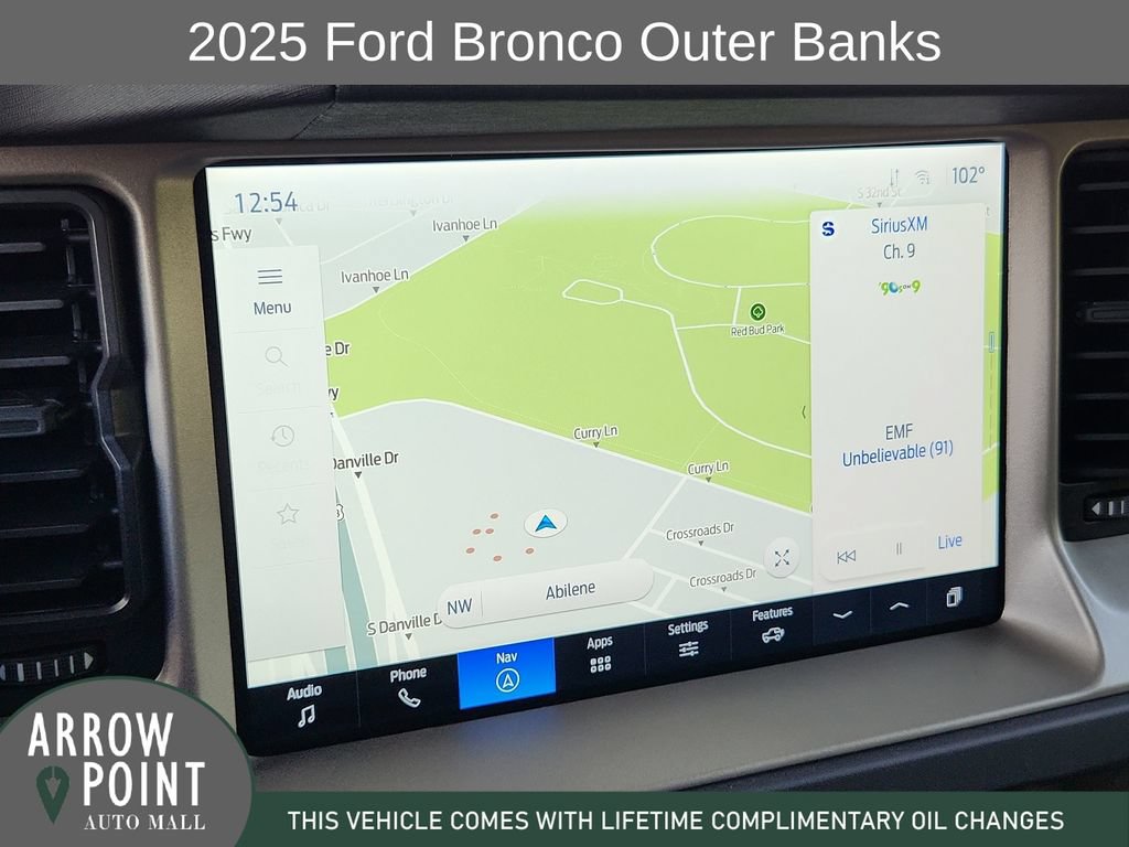 Used 2025 Ford Bronco Outer Banks AWD/4WD image 25