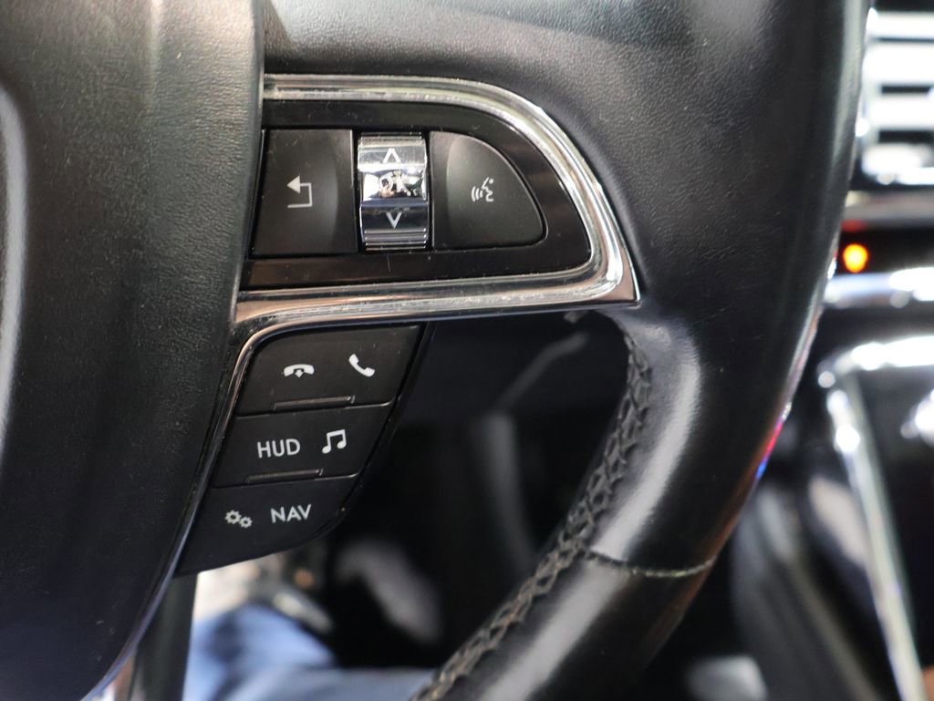 Used 2019 Lincoln Navigator L Reserve AWD/4WD image 36