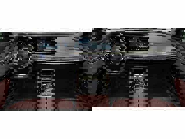 Used 2025 BMW i7 eDrive50 image 9