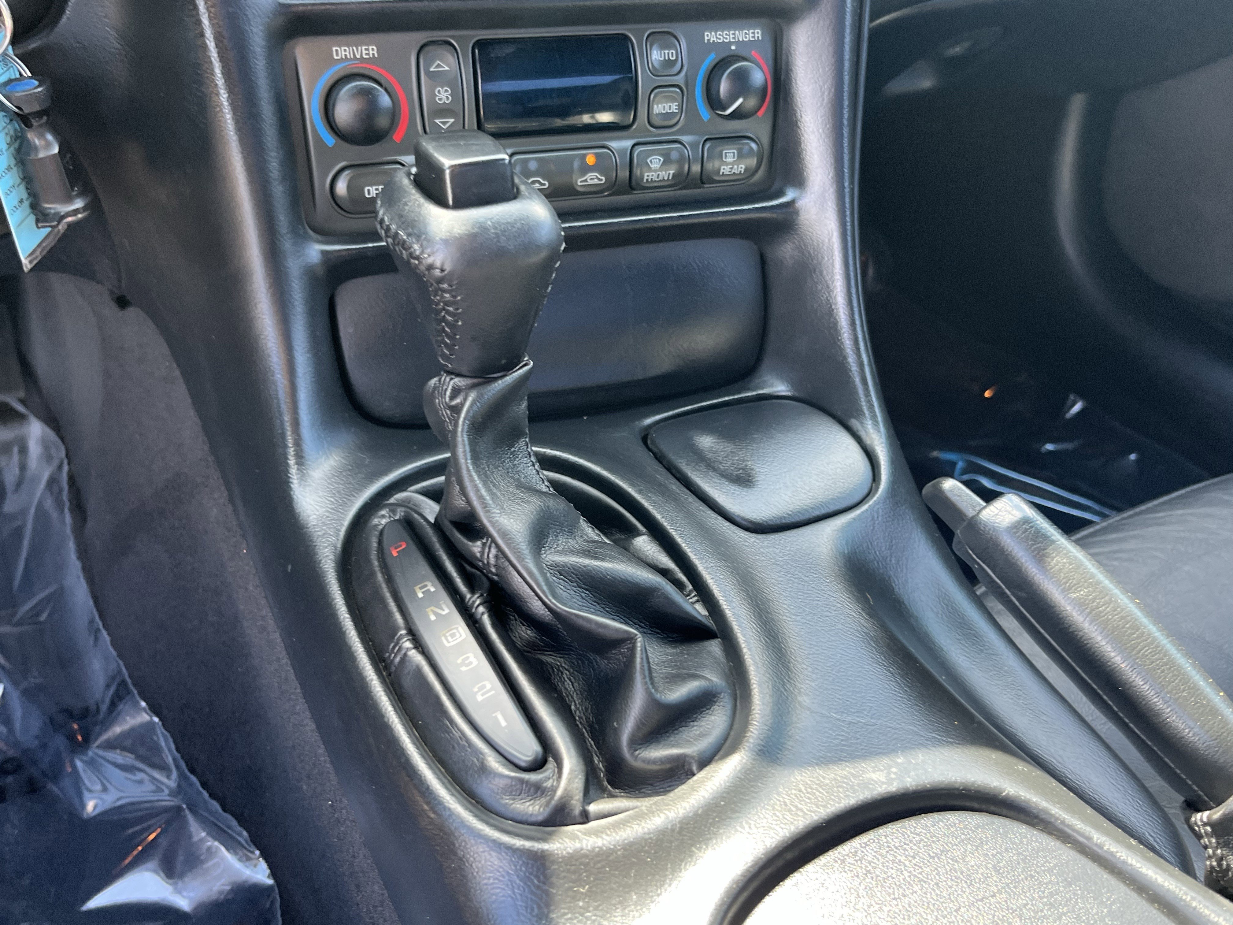 Used 2003 Chevrolet Corvette Convertible w/ Preferred Equipment Group1 RWD image 22