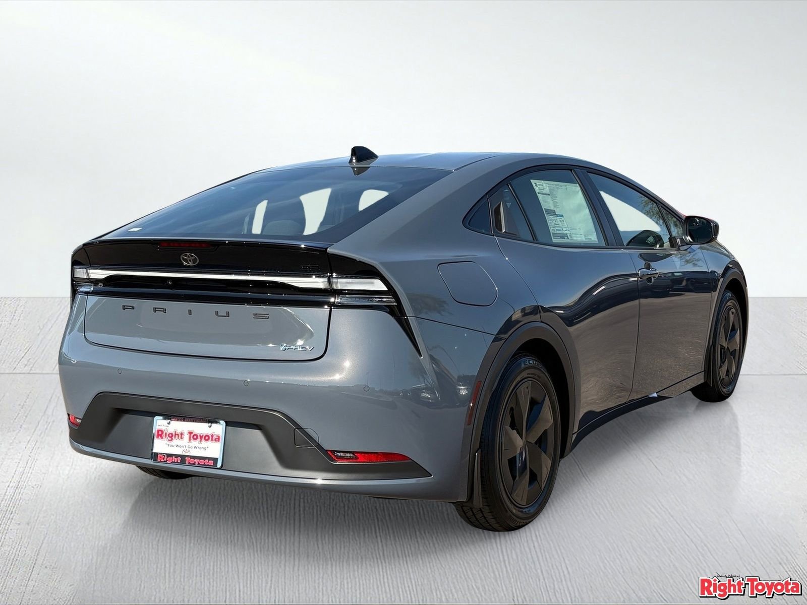 New 2026 Toyota Prius Plug-In Hybrid image 7