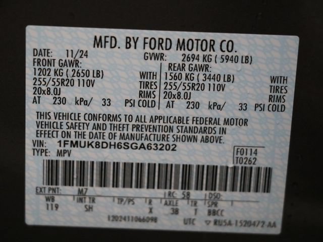 Used 2025 Ford Explorer Active w/ Active Comfort Package AWD/4WD image 32