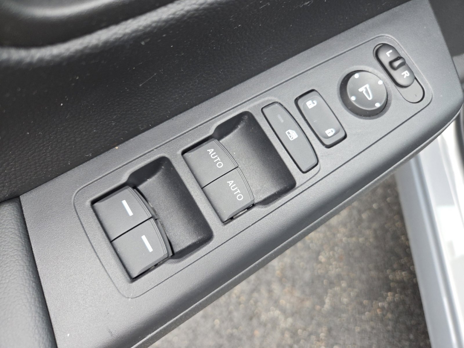 Certified 2023 Honda CR-V EX image 26