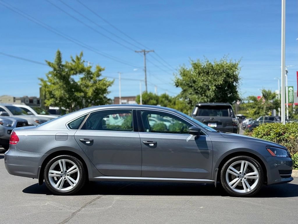 Used 2014 Volkswagen Passat TDI SE FWD image 6