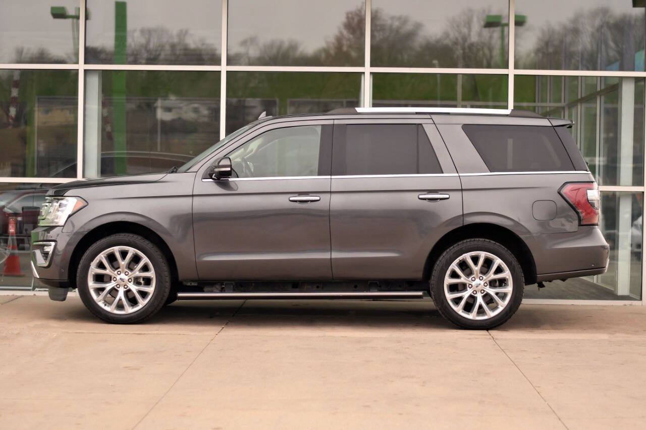 Used 2018 Ford Expedition Limited w/ Equipment Group 302A AWD/4WD image 4