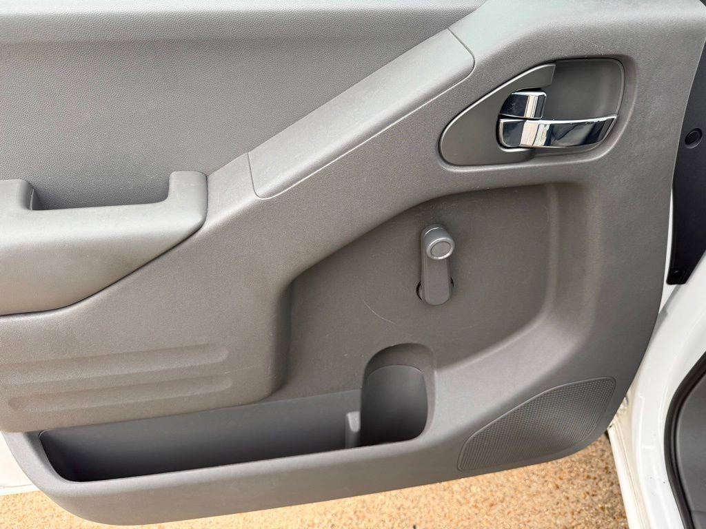 Used 2019 Nissan Frontier S RWD image 10