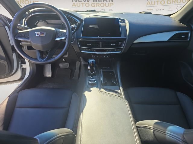 Used 2022 Cadillac CT5 Luxury w/ Cold Weather Package RWD image 10