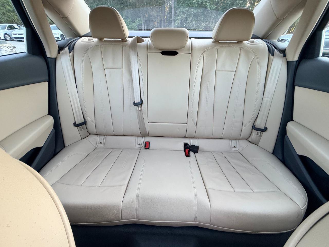 Used 2019 Audi A4 2.0T Premium FWD image 16
