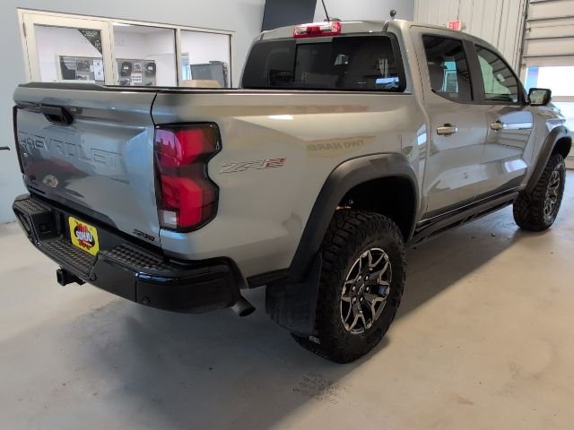 Certified 2024 Chevrolet Colorado ZR2 w/ ZR2 Convenience Package III image 5