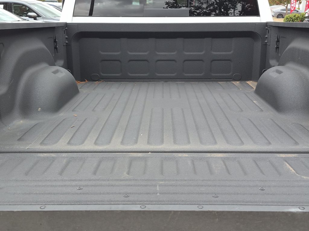 Used 2025 RAM 3500 Laramie AWD/4WD image 11