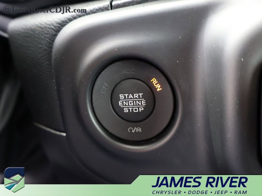 Used 2023 Jeep Wrangler Unlimited Rubicon 4xe w/ Cold Weather Group AWD/4WD image 31