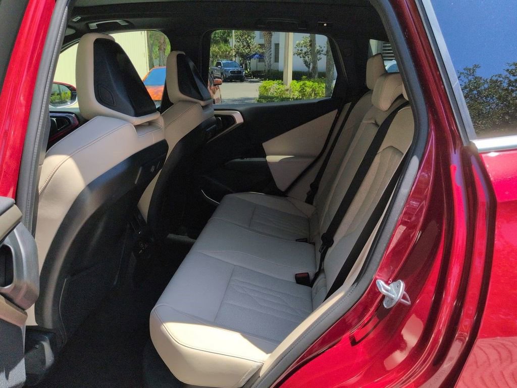 New 2025 BMW X3 xDrive30i w/ Premium Package AWD/4WD image 14