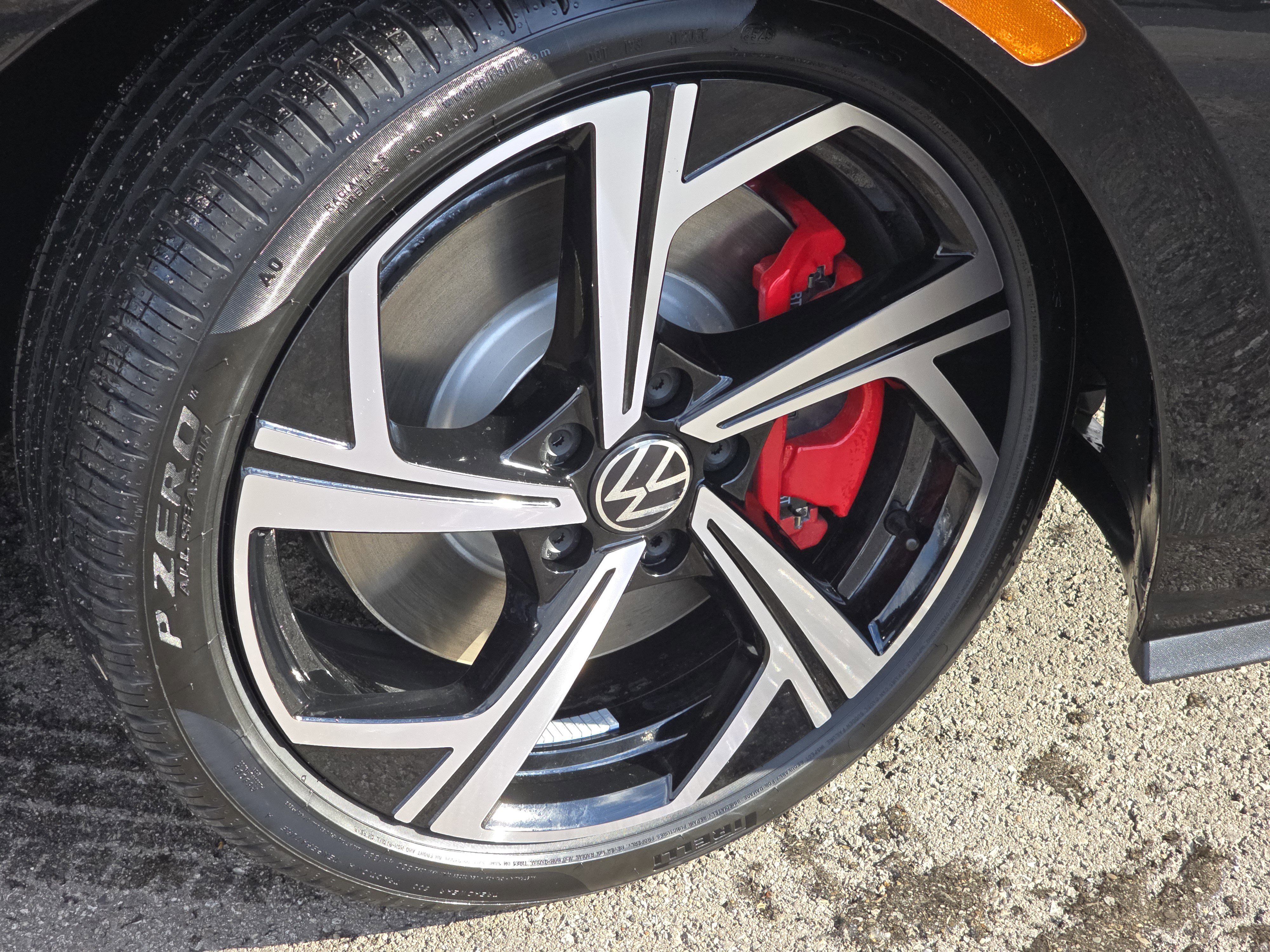 New 2026 Volkswagen GTI SE image 14