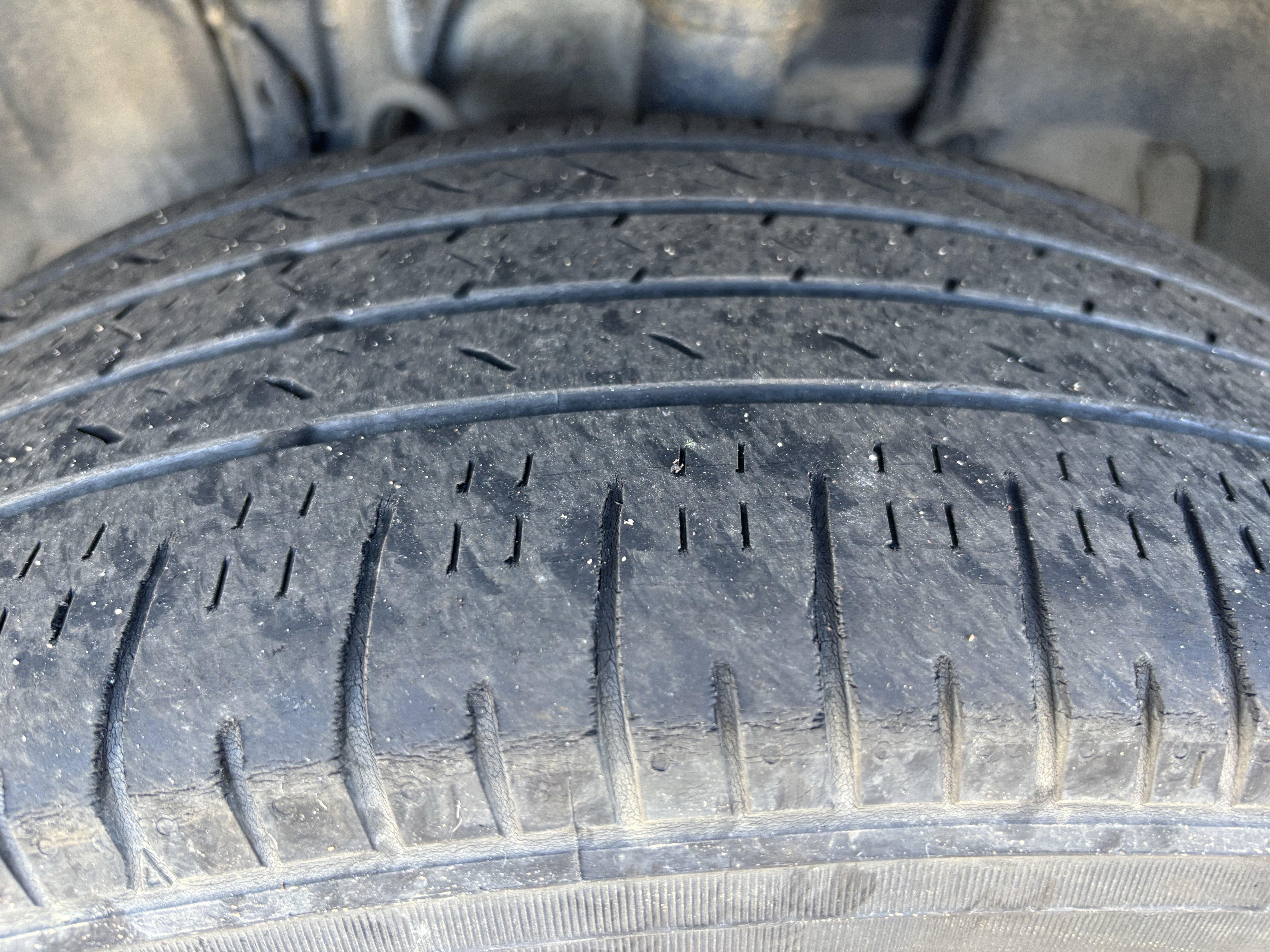 Used 2021 Toyota RAV4 Limited image 13