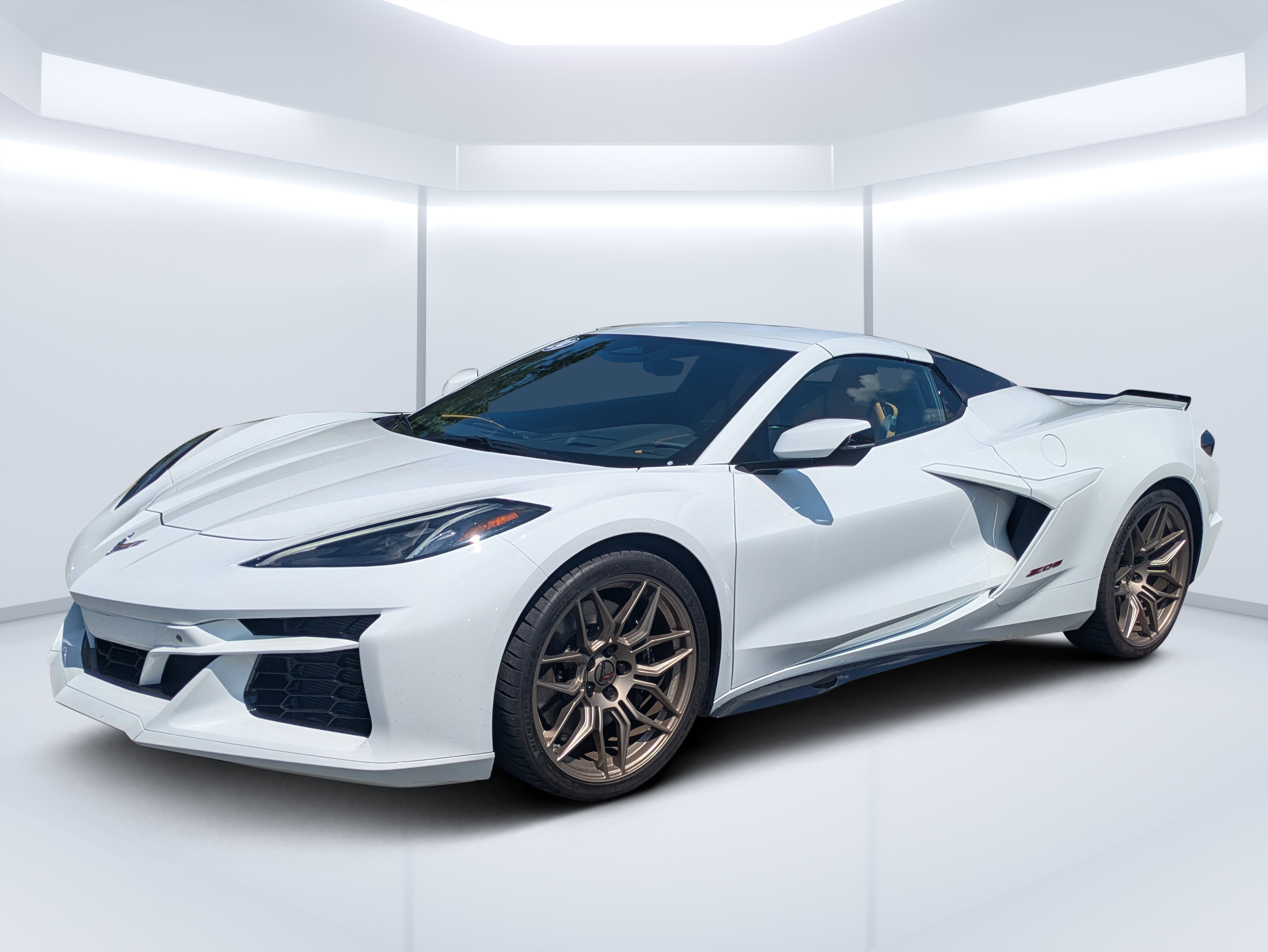 Used 2024 Chevrolet Corvette Z06 RWD image 7