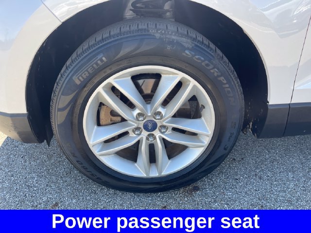 Used 2016 Ford Edge SEL w/ Equipment Group 201A AWD/4WD image 12