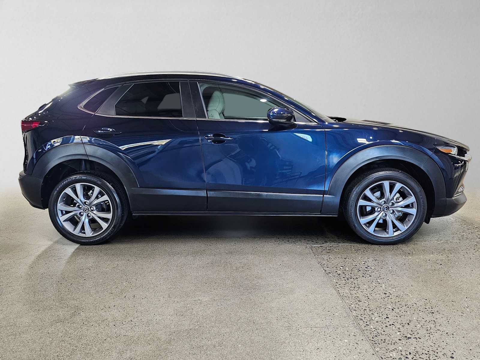 Used 2024 MAZDA CX-30 AWD 2.5 S w/ Preferred Package image 2