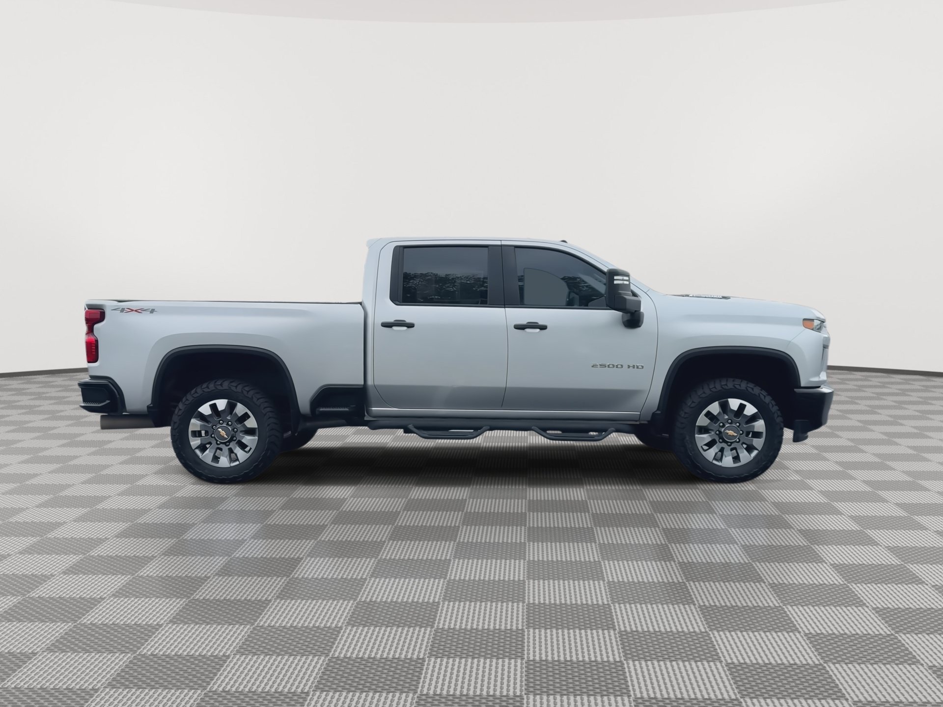 Used 2023 Chevrolet Silverado 2500 Custom w/ Custom Value Package AWD/4WD image 9