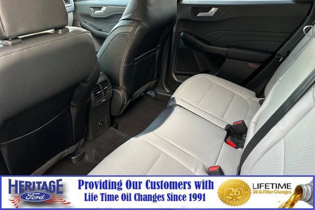 New 2025 Ford Escape SE w/ Class II Trailer Tow Package image 9