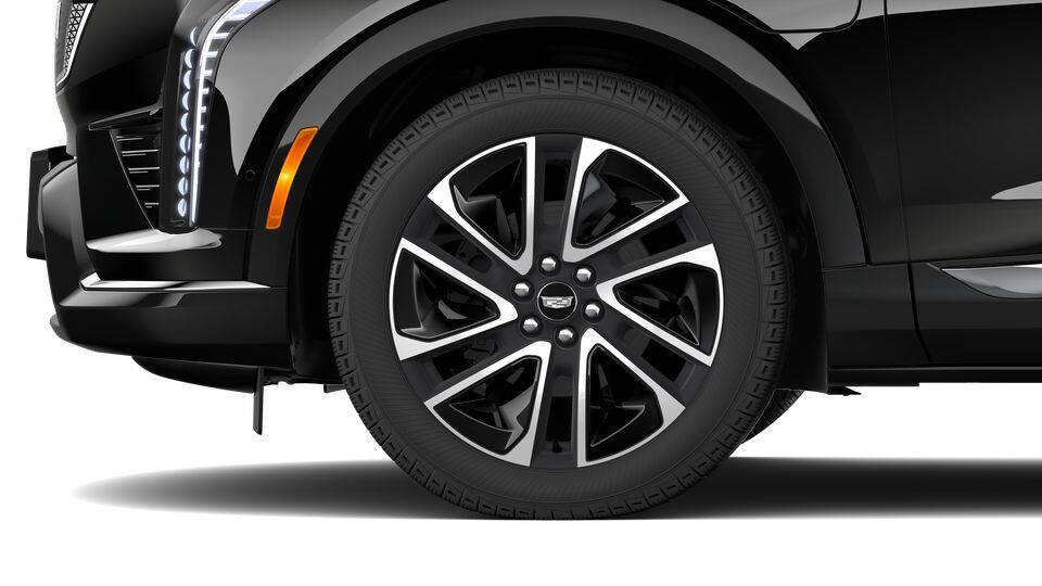 New 2027 Cadillac Optiq Premium Sport w/ LPO, Floor Liner Package AWD/4WD image 16