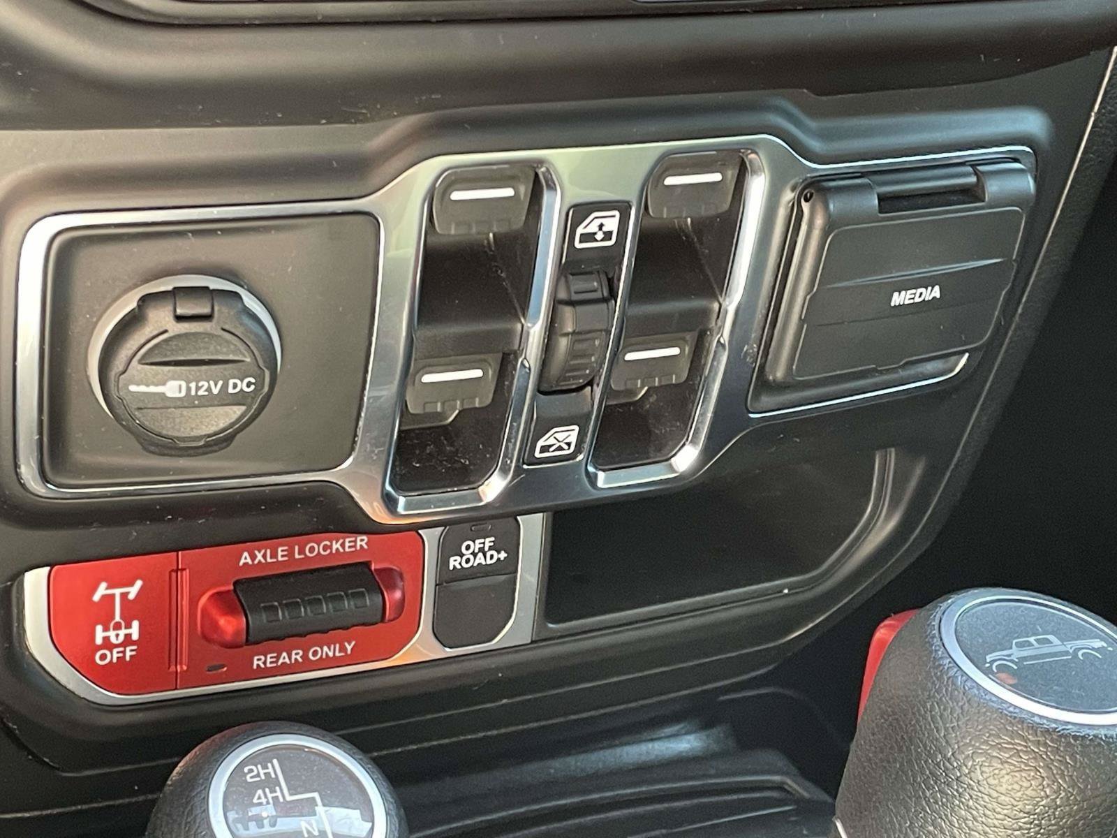 Used 2021 Jeep Gladiator Mojave AWD/4WD image 16