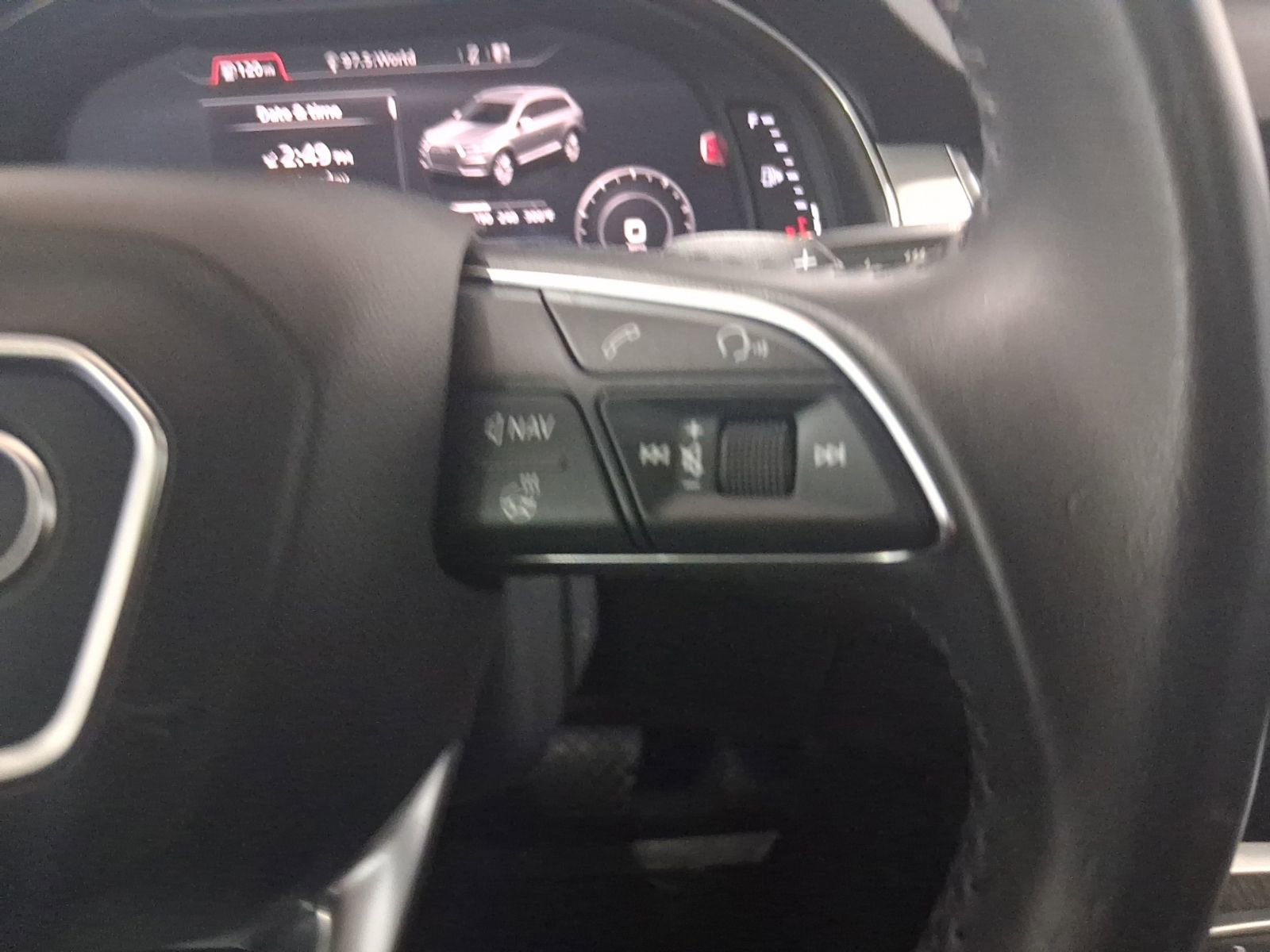 Used 2019 Audi Q7 2.0T Premium Plus w/ Premium Plus Package AWD/4WD image 23