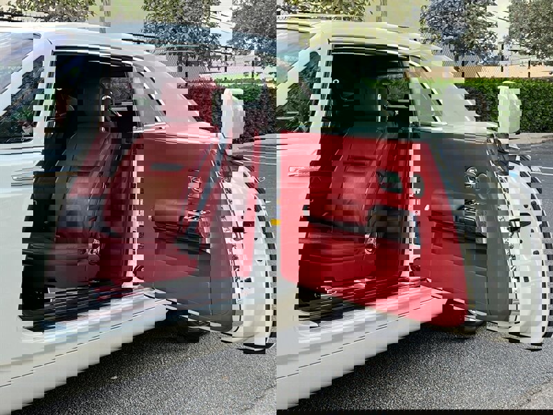 Used 2010 Rolls-Royce Phantom Coupe image 17