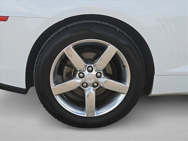 Used 2015 Chevrolet Camaro LT w/ 1LT Preferred Package RWD image 21
