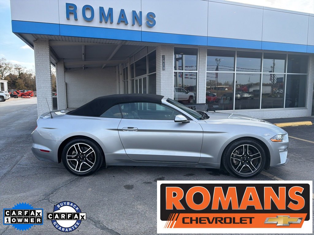 Used 2022 Ford Mustang Premium image 3