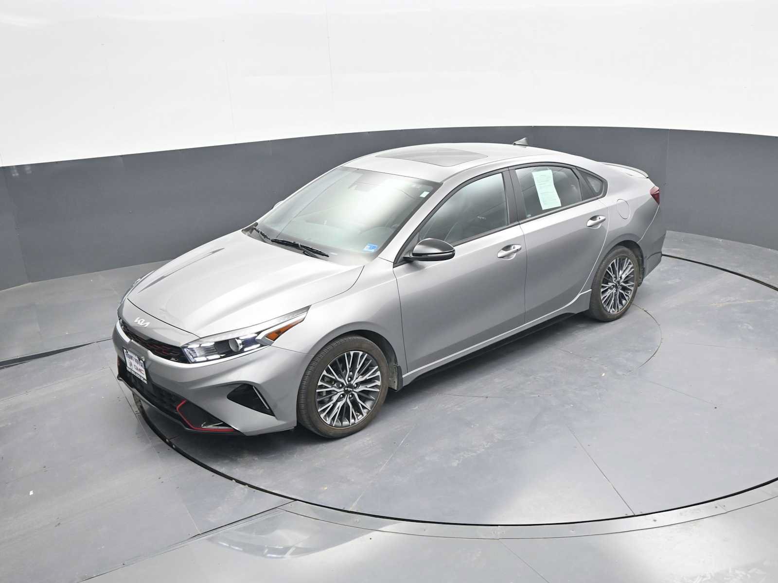 Used 2023 Kia Forte GT-Line w/ GT-Line Premium Package FWD image 31