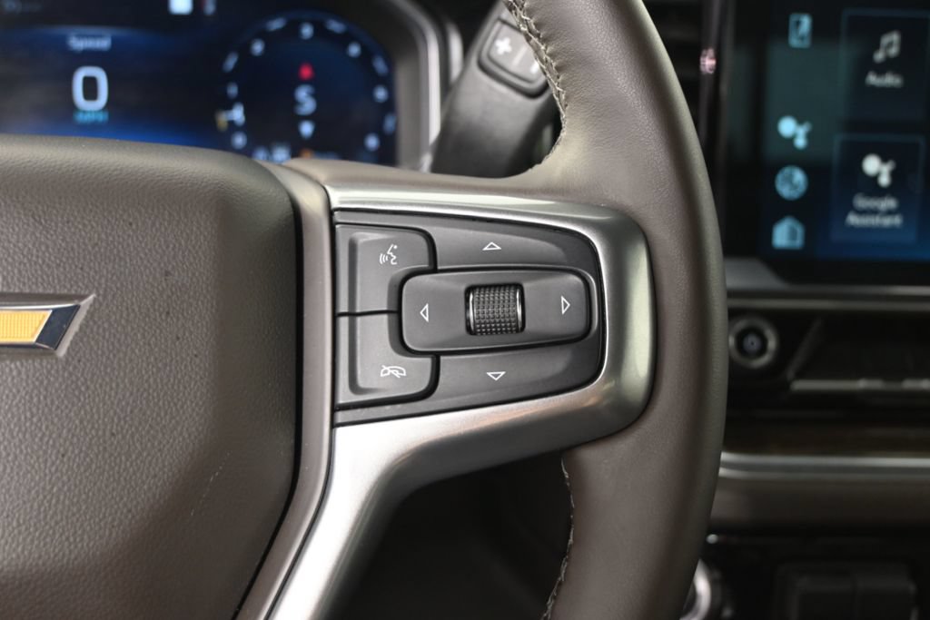 Used 2022 Chevrolet Silverado 1500 LT AWD/4WD image 35