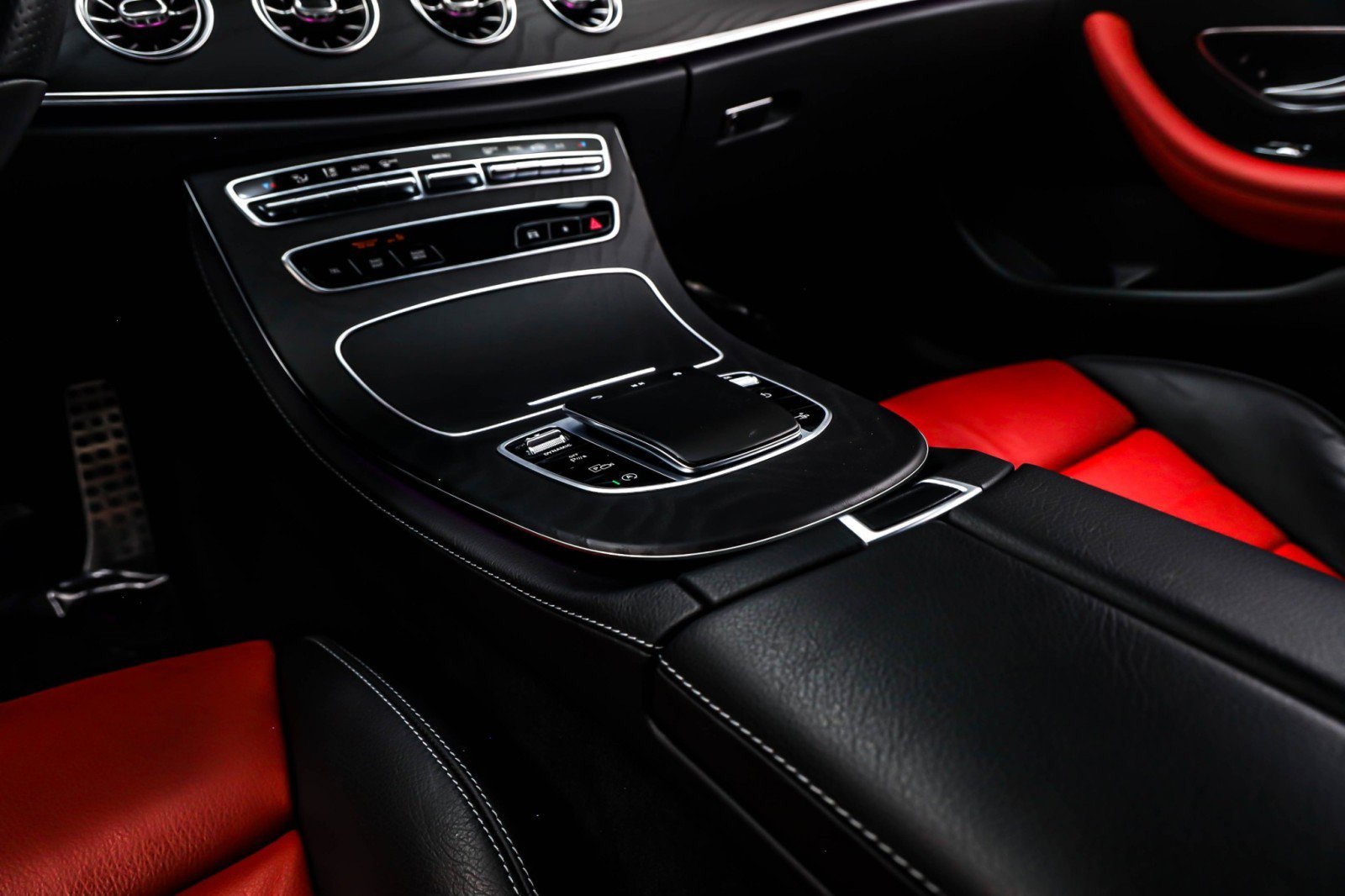 Certified 2022 Mercedes-Benz E 450 Coupe w/ AMG Line image 6